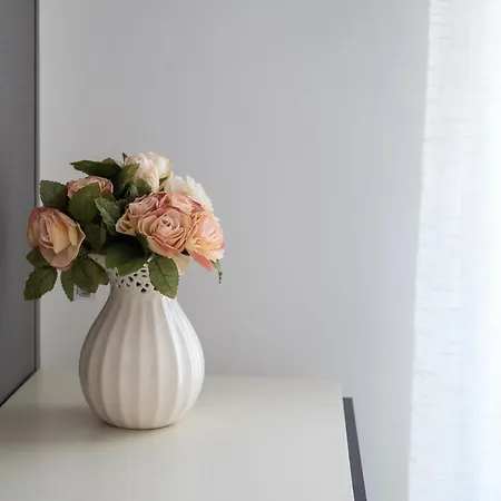 Ponente - & Jacuzzi Torre Santa Sabina