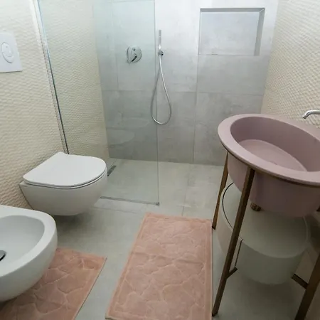 Ponente - & Jacuzzi Διαμέρισμα *